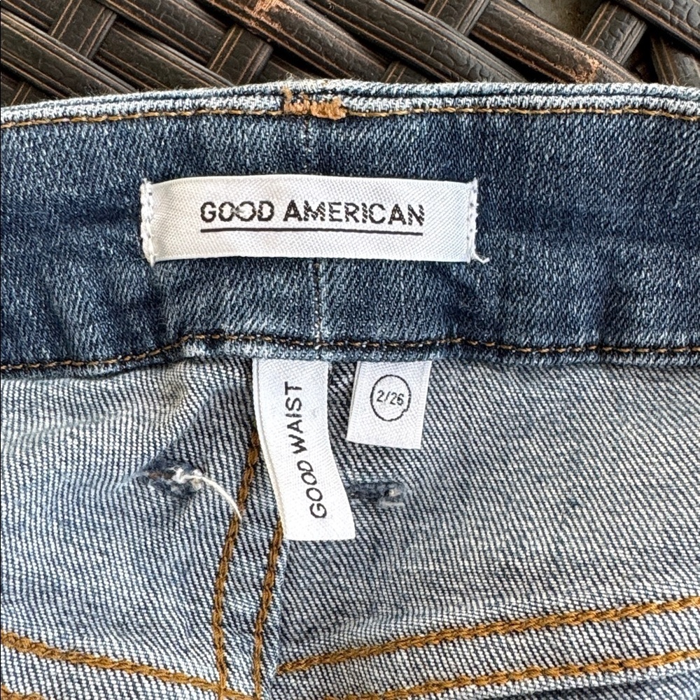 Good American Good Waist Skinny Jeans - Picture 4 of 7